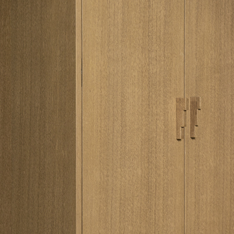 Anton Cabinet